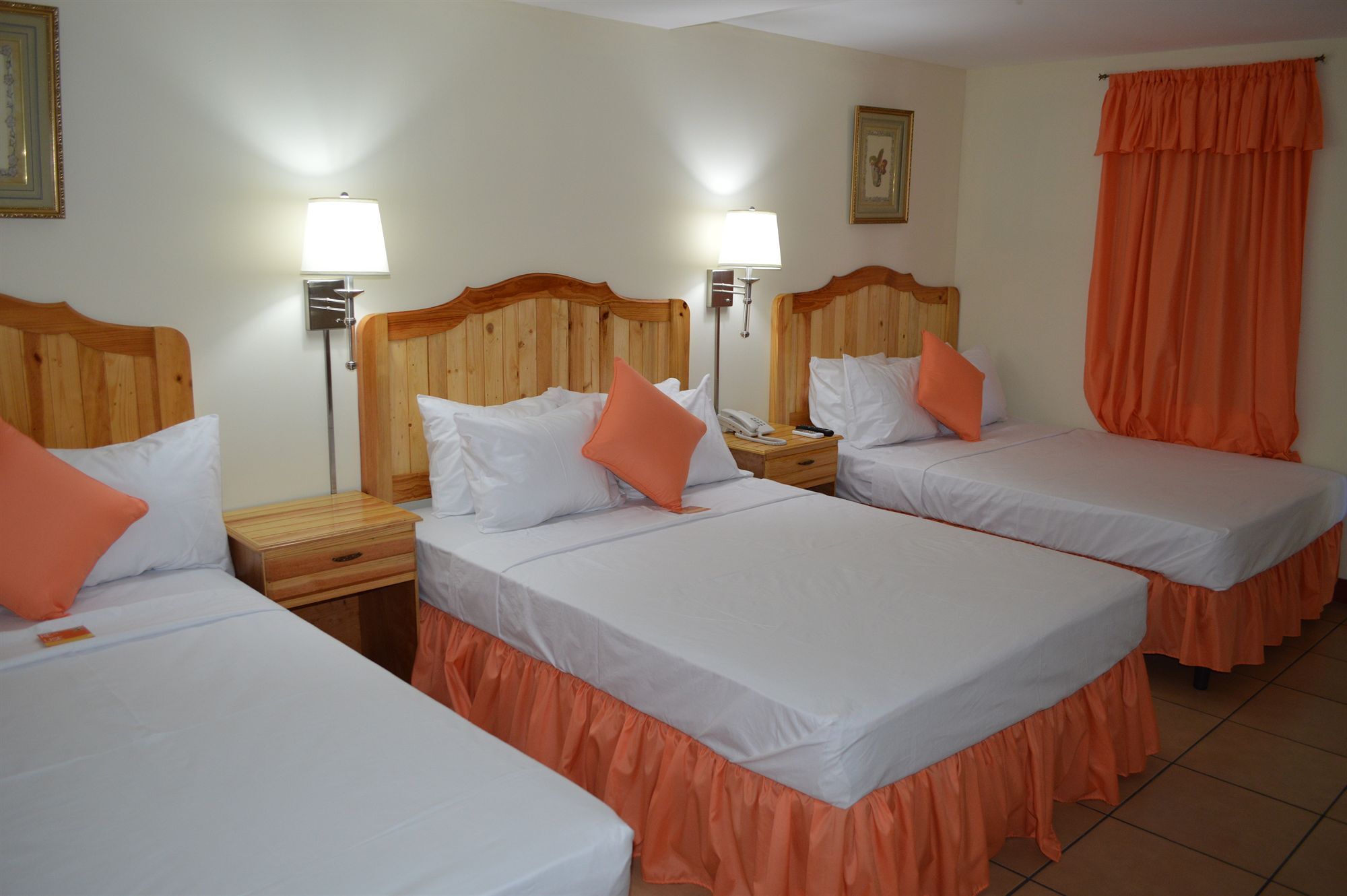 גרנאדה Hotel La Estacion מראה חיצוני תמונה